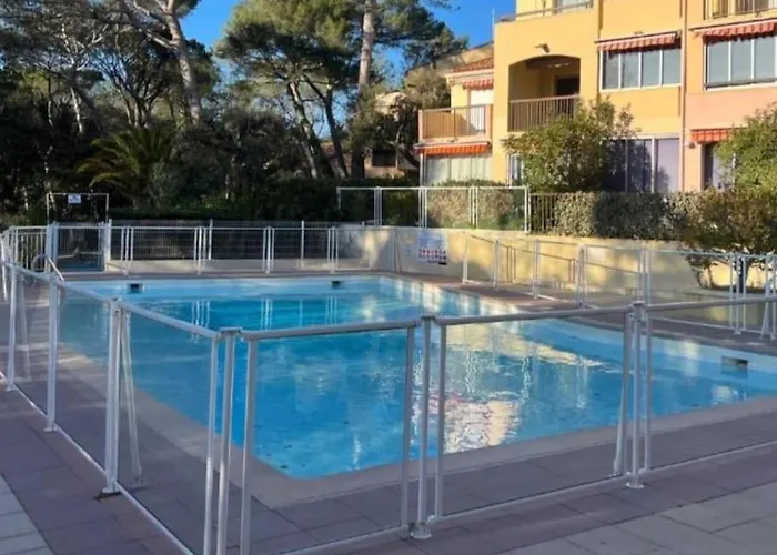 Valescure Raphael
